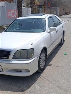 تۆیۆتا کراون